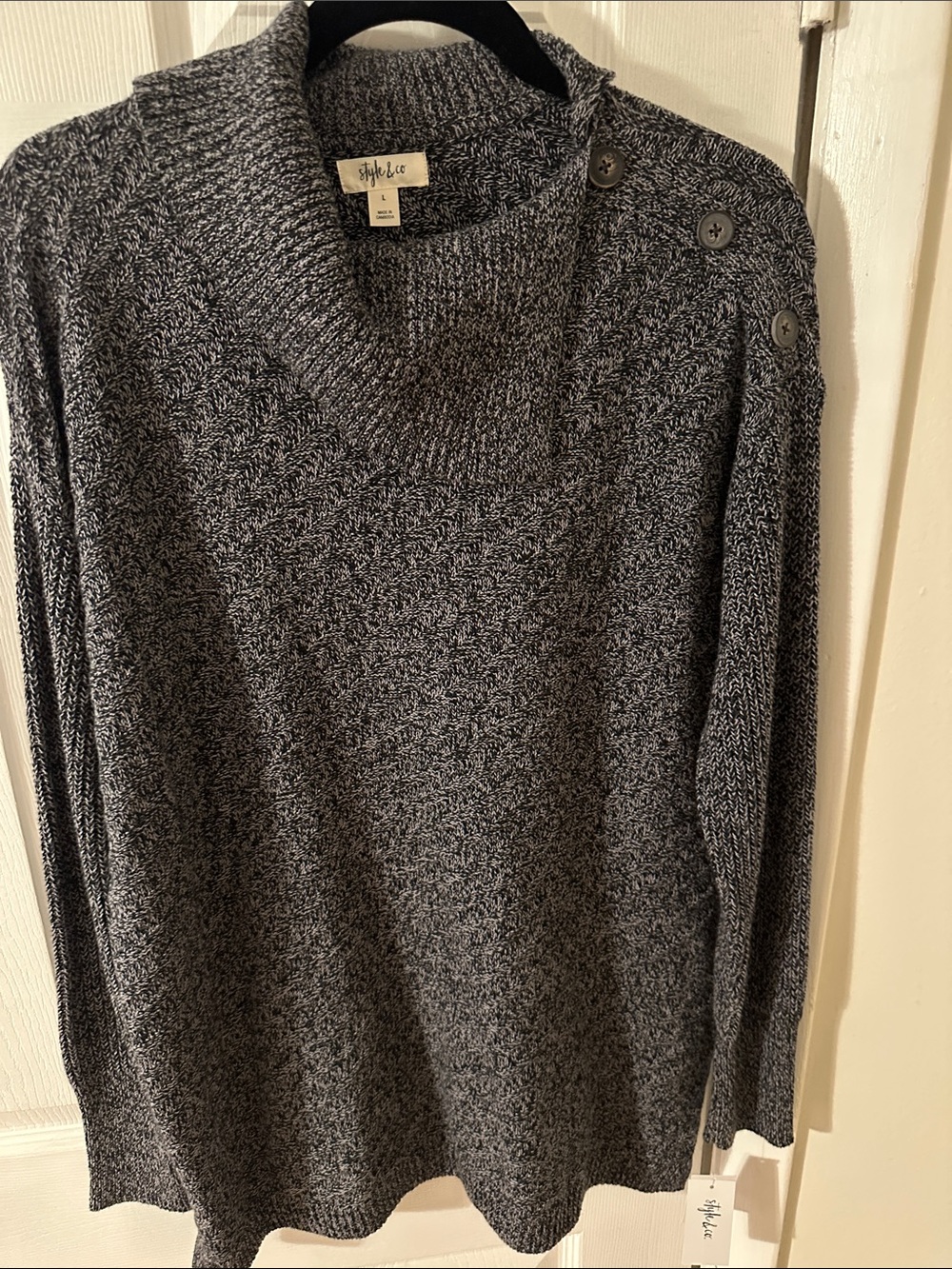 Style & Co. Women’s Charcoal Gray Button-Shoulder Crewneck Sweater